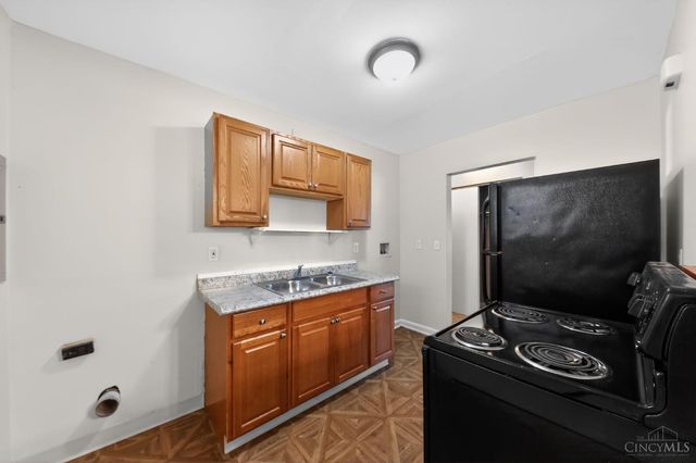 8771 Desoto Drive, Springfield Twp., OH 45231