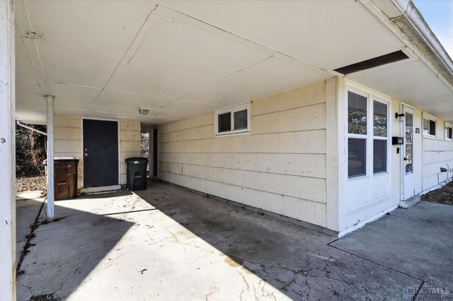 8771 Desoto Drive, Springfield Twp., OH 45231