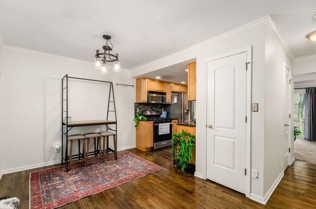 2564 Shore Line Lane, Columbus, OH 43221