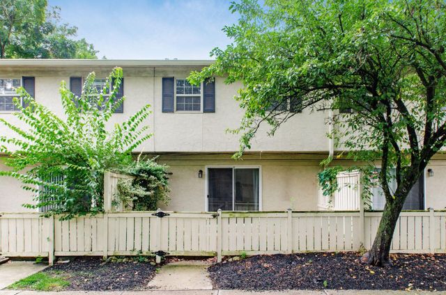 2564 Shore Line Lane, Columbus, OH 43221