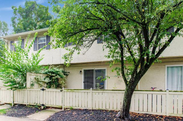 2564 Shore Line Lane, Columbus, OH 43221