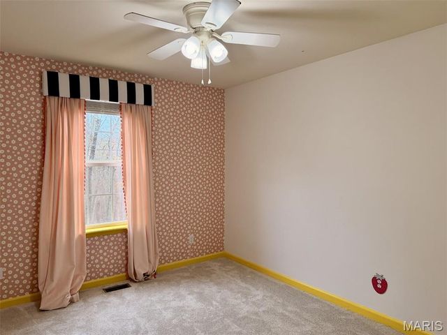 2309 W Squire Road, Lake Sherwood, MO 63357