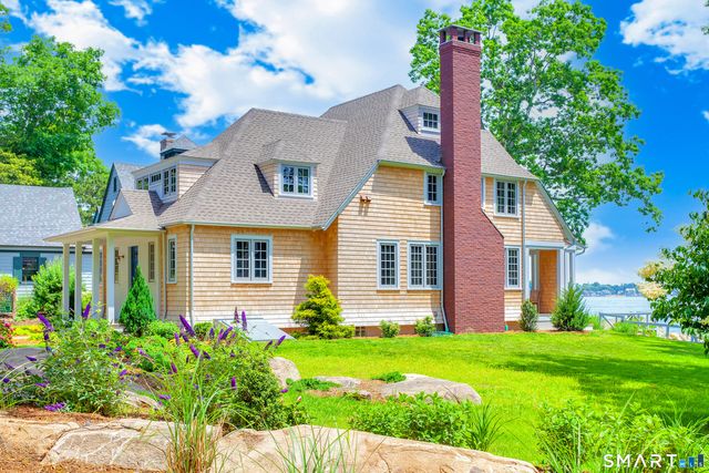 32 Wood Road, Branford, CT 06405