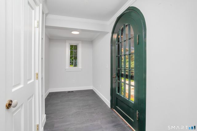 32 Wood Road, Branford, CT 06405