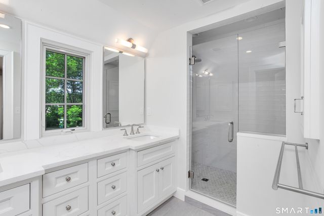 32 Wood Road, Branford, CT 06405