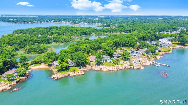 32 Wood Road, Branford, CT 06405