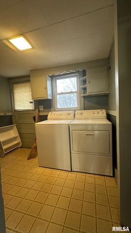 311 N FRANKLIN Street, Rushville, IL 62681