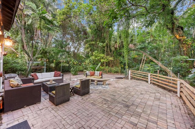 6636 High Ridge Road, Lake Worth, FL 33462