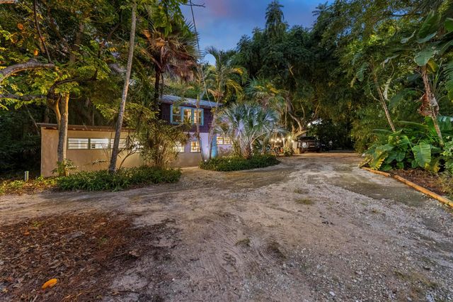 6636 High Ridge Road, Lake Worth, FL 33462