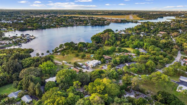 6636 High Ridge Road, Lake Worth, FL 33462