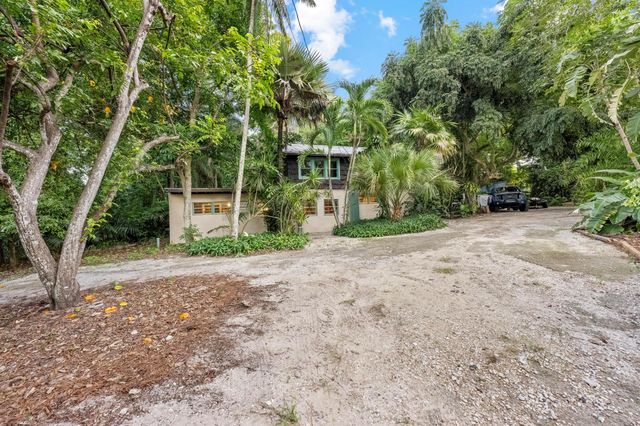 6636 High Ridge Road, Lake Worth, FL 33462