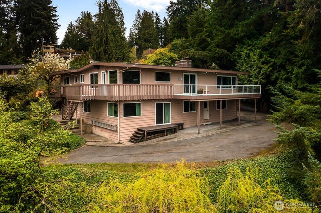7413 Soundview Drive, Edmonds, WA 98026