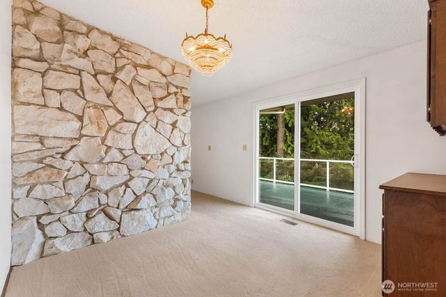 7413 Soundview Drive, Edmonds, WA 98026