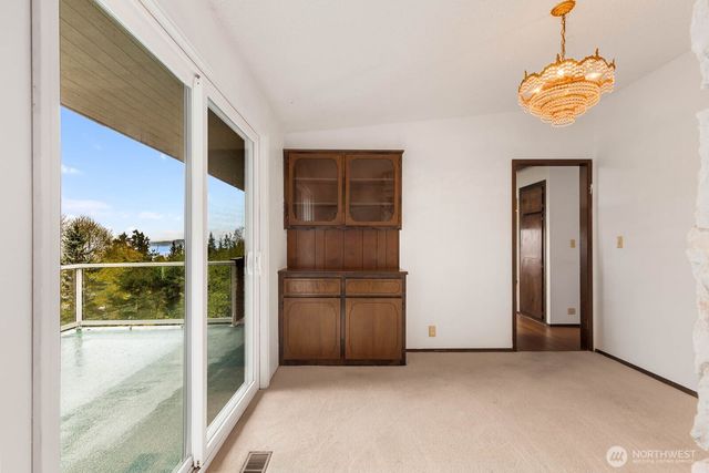 7413 Soundview Drive, Edmonds, WA 98026