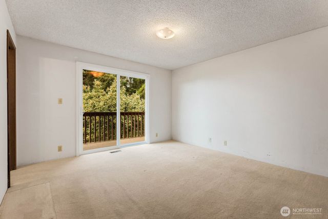 7413 Soundview Drive, Edmonds, WA 98026