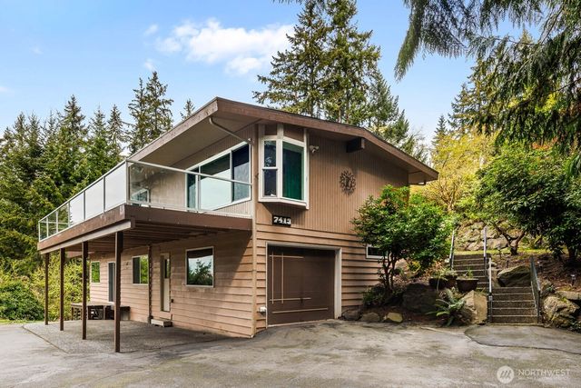 7413 Soundview Drive, Edmonds, WA 98026