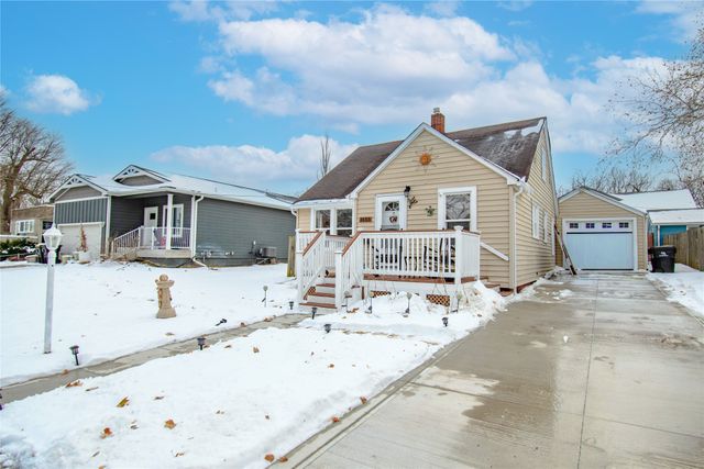 1133 Prairie Street, Adel, IA 50003