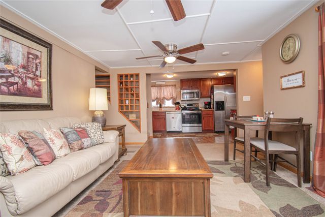 1133 Prairie Street, Adel, IA 50003