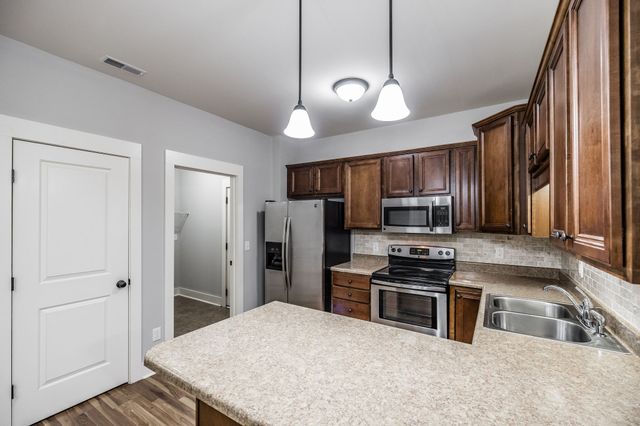 3002 Whitland Crossing Dr, Nashville, TN 37214