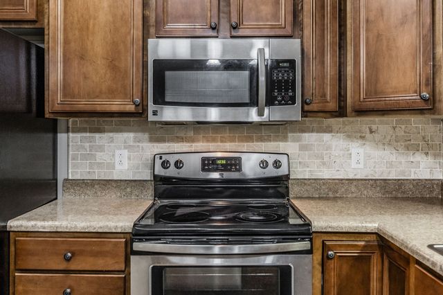 3002 Whitland Crossing Dr, Nashville, TN 37214