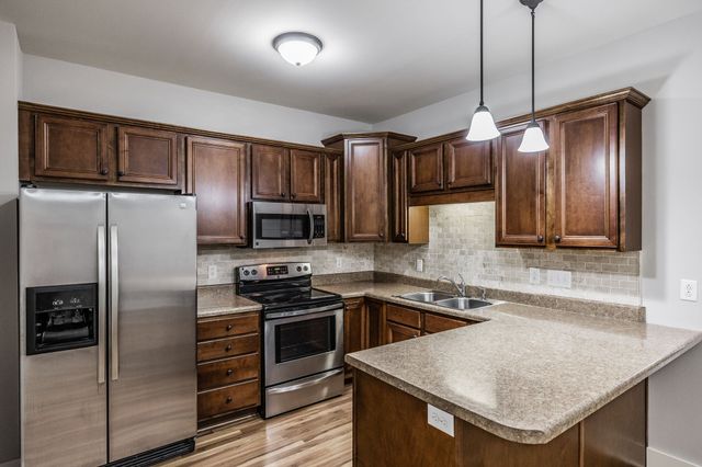 3002 Whitland Crossing Dr, Nashville, TN 37214