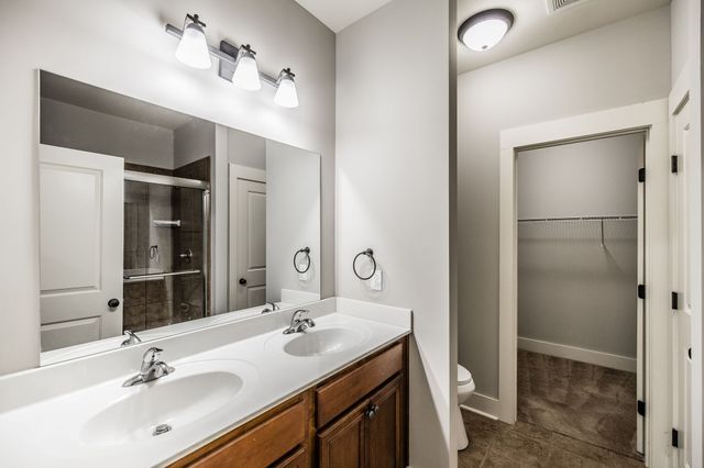 3002 Whitland Crossing Dr, Nashville, TN 37214