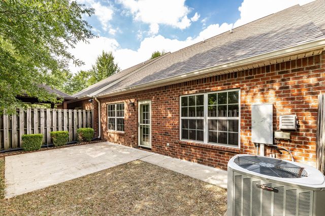 3002 Whitland Crossing Dr, Nashville, TN 37214
