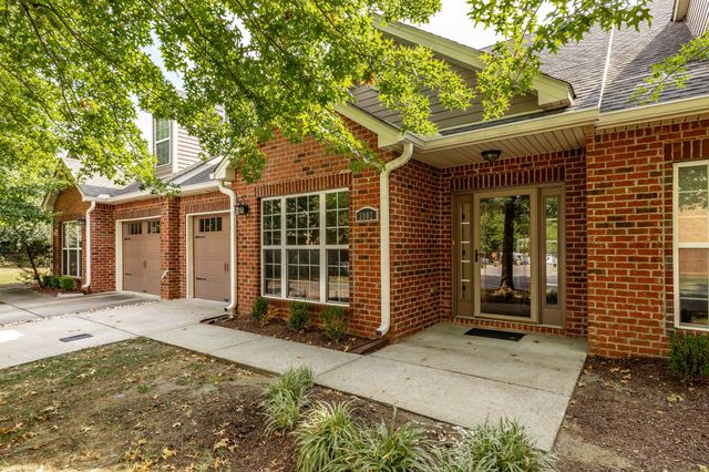 3002 Whitland Crossing Dr, Nashville, TN 37214
