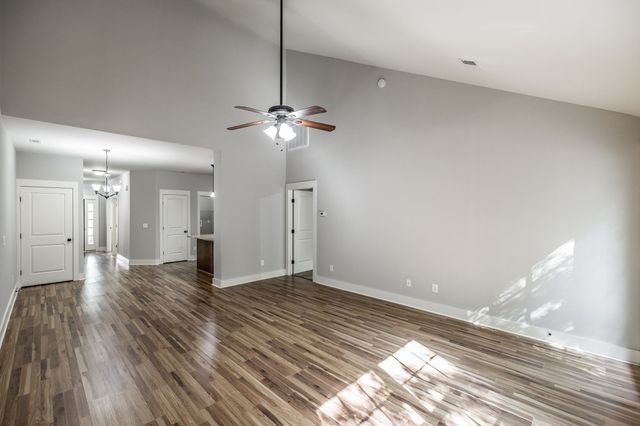 3002 Whitland Crossing Dr, Nashville, TN 37214