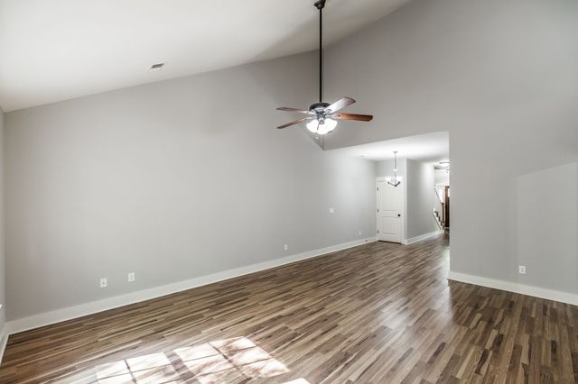 3002 Whitland Crossing Dr, Nashville, TN 37214