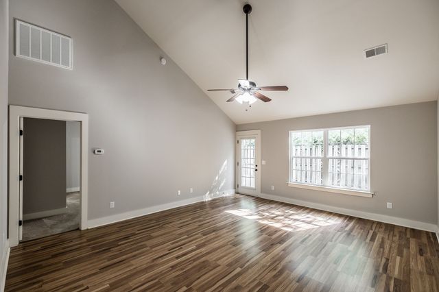 3002 Whitland Crossing Dr, Nashville, TN 37214