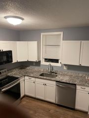 812 Kelton Avenue, Columbus, OH 43205