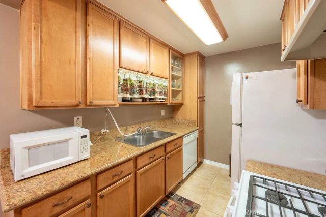 1430 W Lambert Rd 407, La Habra, CA 90731