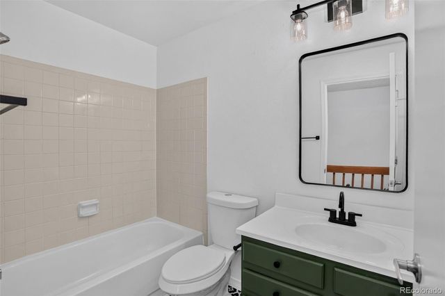 9816 W Friend Place, Littleton, CO 80128