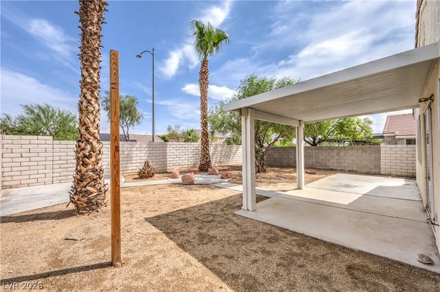 8908 Spinning Wheel Avenue, Las Vegas, NV 89143