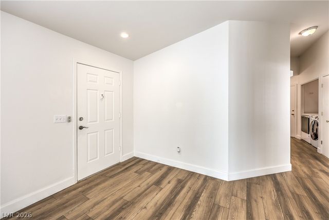 8908 Spinning Wheel Avenue, Las Vegas, NV 89143