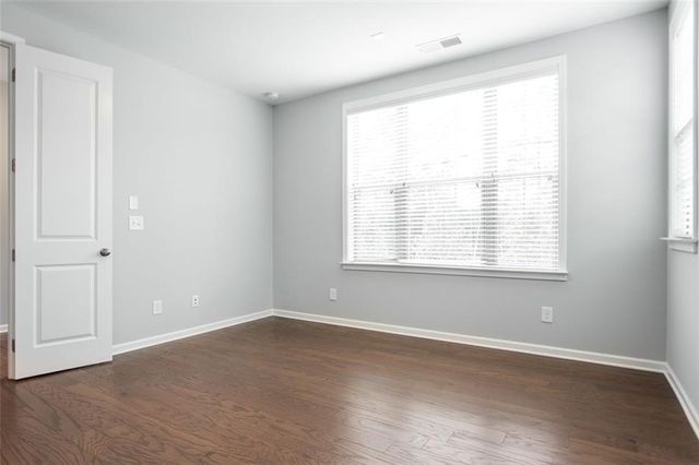 10132 Windalier Way, Roswell, GA 30076