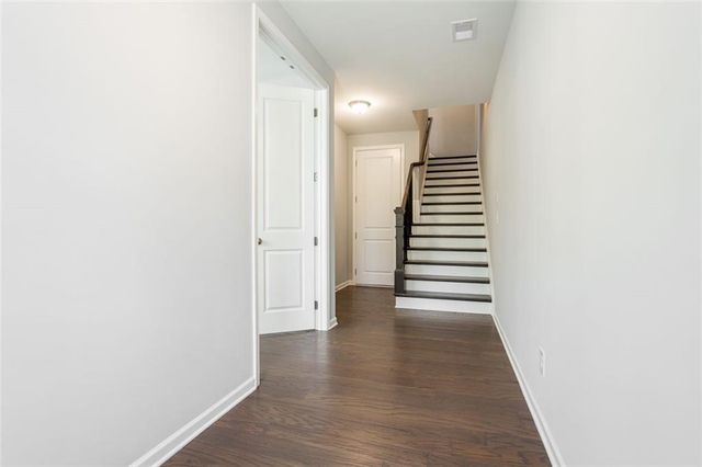 10132 Windalier Way, Roswell, GA 30076
