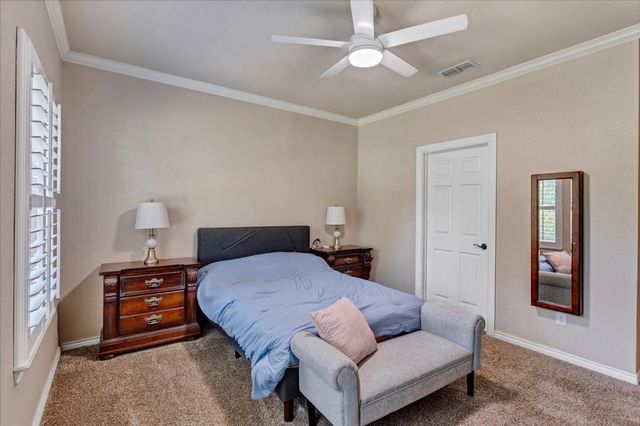 1823 Woodland Park Drive, Denison, TX 75021