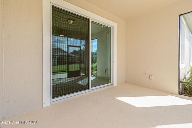 7953 Loren Cove Drive, Melbourne, FL 32940