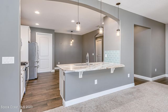 7953 Loren Cove Drive, Melbourne, FL 32940