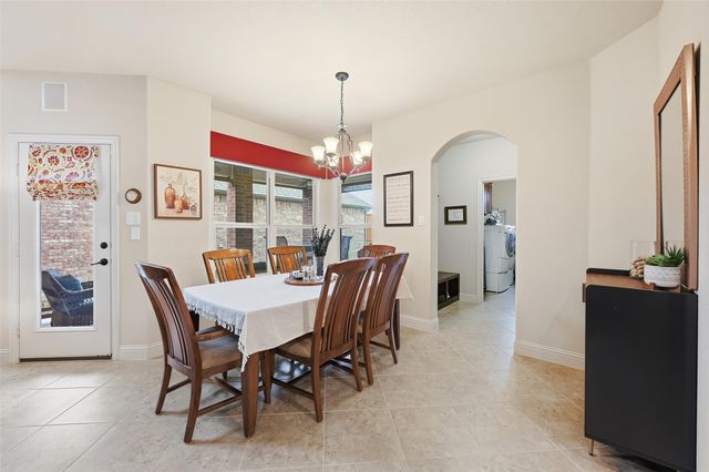 6917 Bobwhite Drive, North Richland Hills, TX 76182