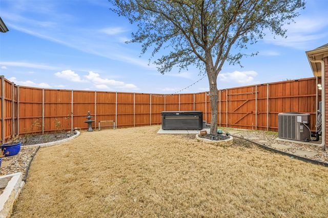 6917 Bobwhite Drive, North Richland Hills, TX 76182