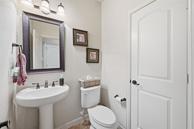 6917 Bobwhite Drive, North Richland Hills, TX 76182