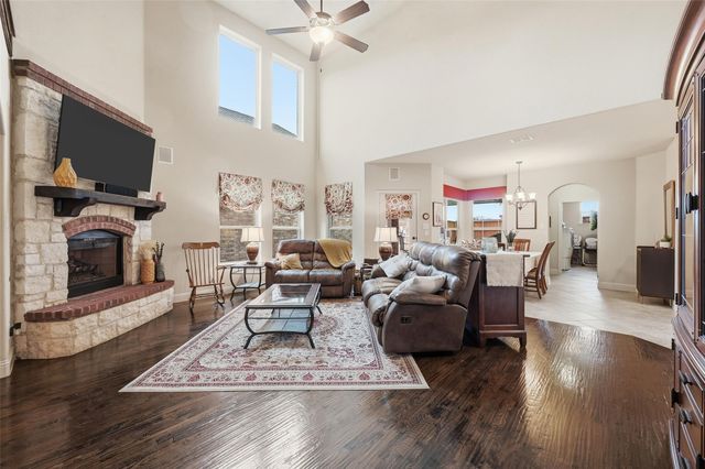 6917 Bobwhite Drive, North Richland Hills, TX 76182