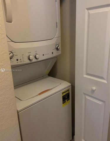 17146 SW 93rd St 17146, Miami, FL 33196