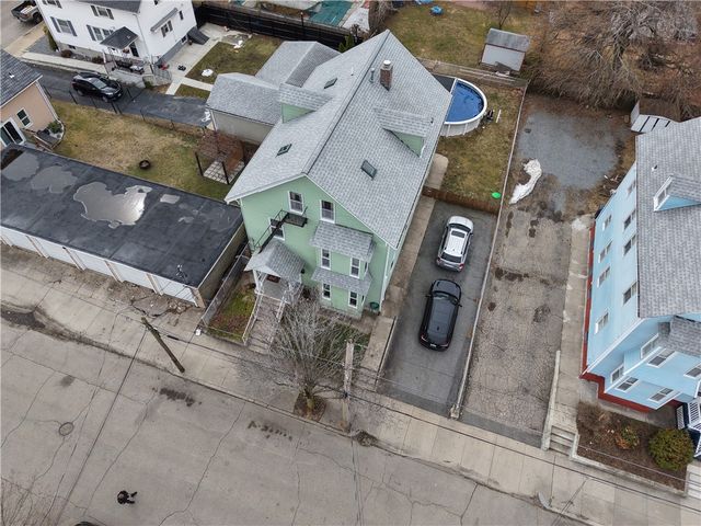 33 Young Street, Pawtucket, RI 02860