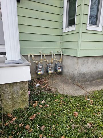 33 Young Street, Pawtucket, RI 02860