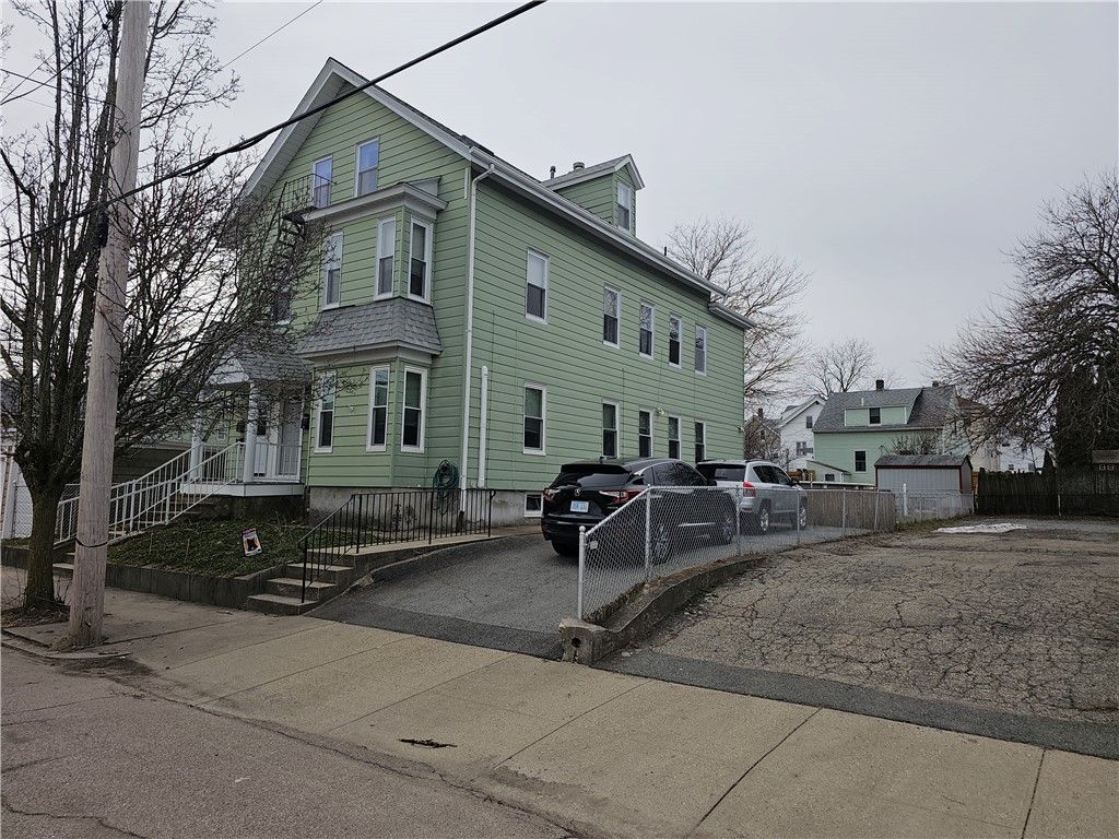 33 Young Street, Pawtucket, RI 02860