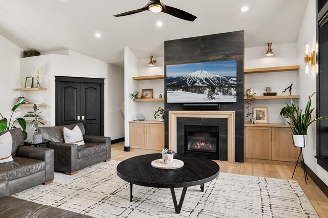 62705 Hamby Road, Bend, OR 97701